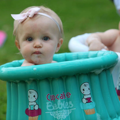 Special Pack : Inflatable Small Bath for babies from birth up to 1 year + inflator + bath Cape + duck - Cupcake Babies Europe